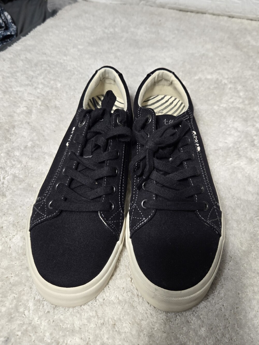 Taos Women's Plim Soul Sneakers Canvas Black Sz 10 New - Picture 2 of 11